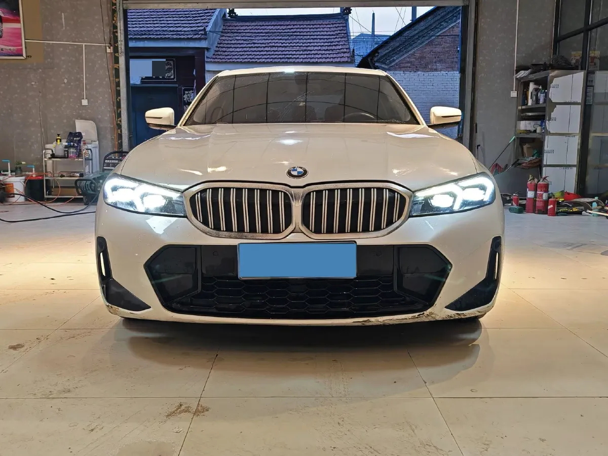 2023 BMW 3 Series 2.0T 156HP L4 8AT,autocango,china used car exporter,china ev exporter,chinese used car exporter,chinese used ev exporter