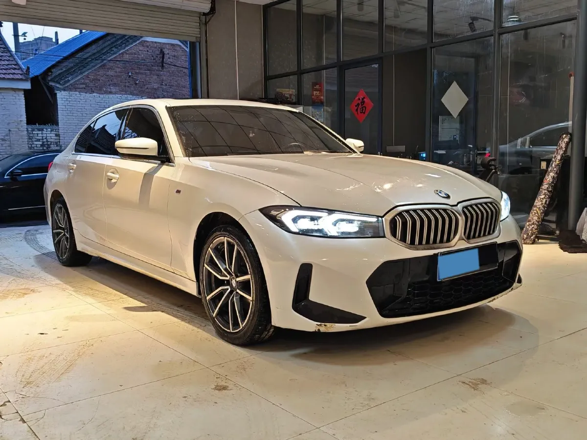 2023 BMW 3 Series 2.0T 156HP L4 8AT,autocango,china used car exporter,china ev exporter,chinese used car exporter,chinese used ev exporter
