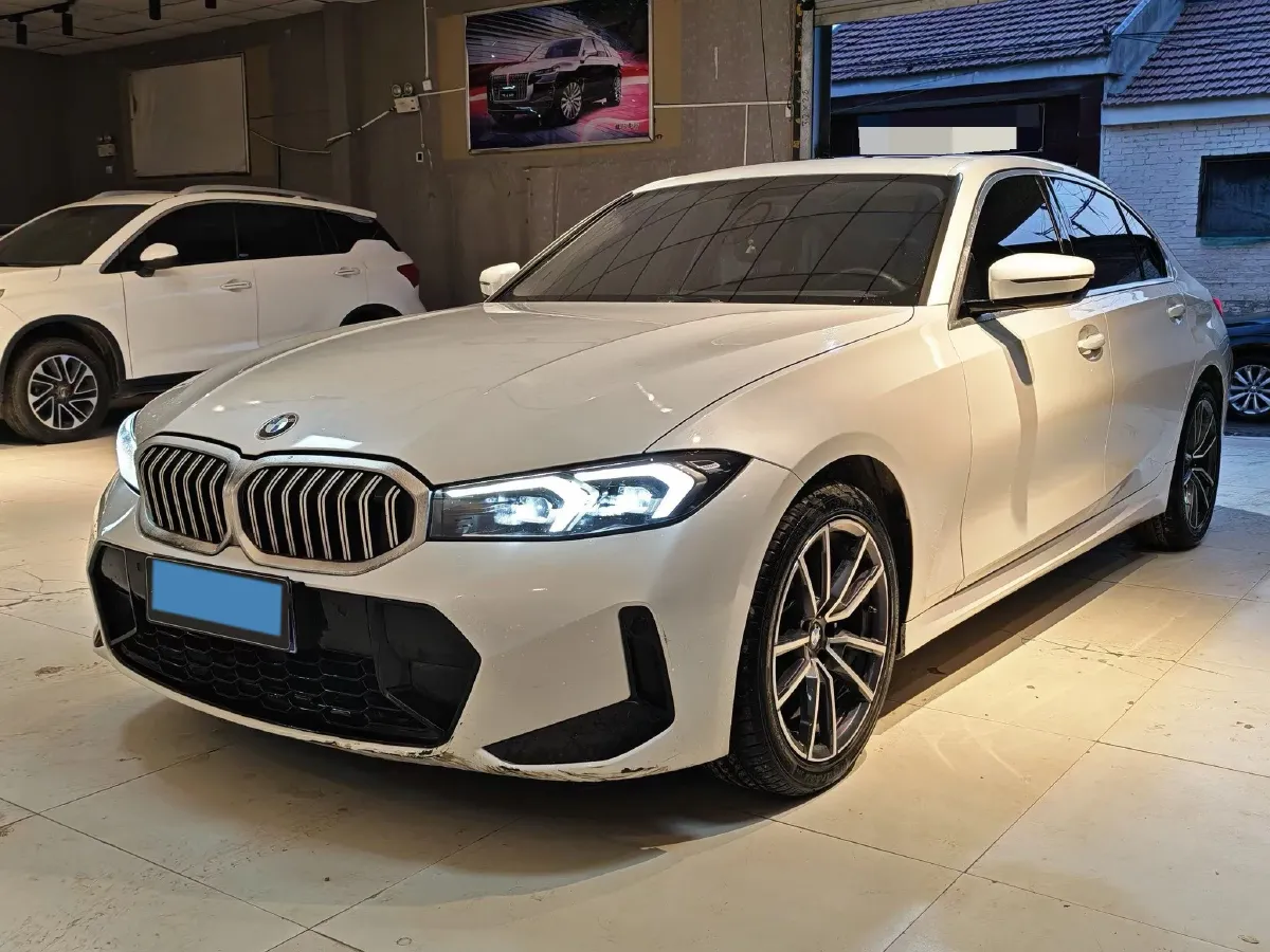 2023 BMW 3 Series 2.0T 156HP L4 8AT,autocango,china used car exporter,china ev exporter,chinese used car exporter,chinese used ev exporter