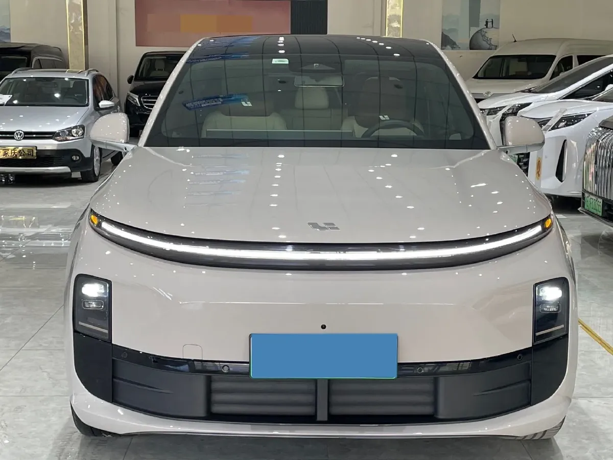 2024 Li L6 Range Extended 154HP L4 REEV 36.8KWH,autocango,china used car exporter,china ev exporter,chinese used car exporter,chinese used ev exporter