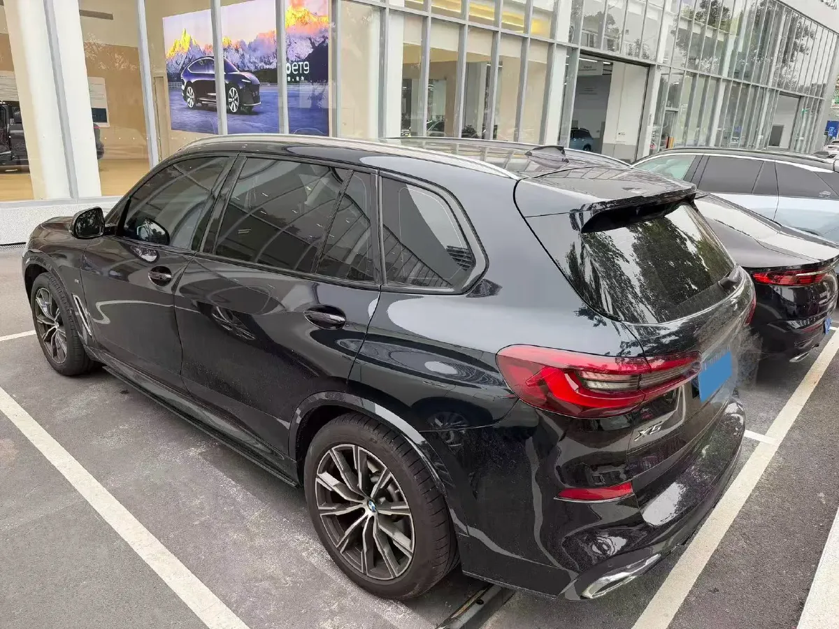 2022 BMW X5 2.0T 245HP L4 8AT,autocango,china used car exporter,china ev exporter,chinese used car exporter,chinese used ev exporter