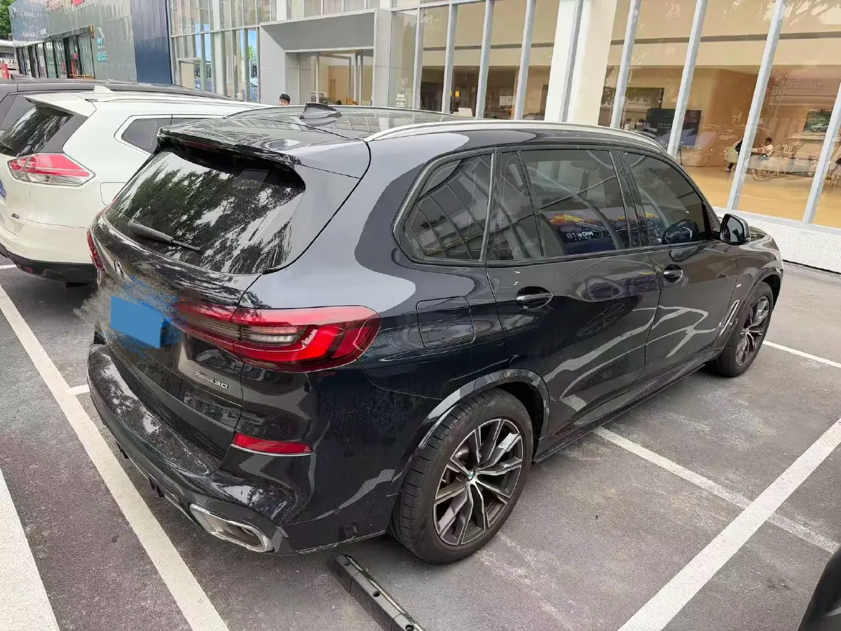 2022 BMW X5 2.0T 245HP L4 8AT,autocango,china used car exporter,china ev exporter,chinese used car exporter,chinese used ev exporter