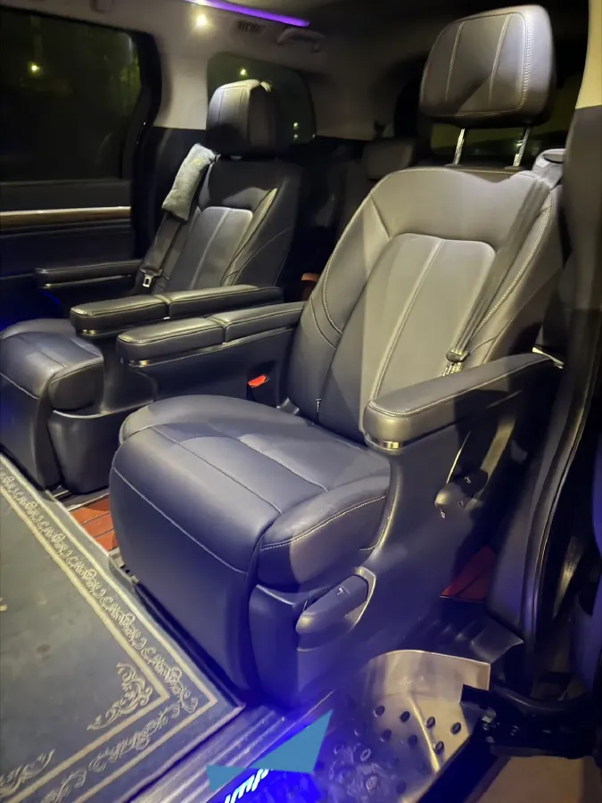 2021 GAC Trumpchi M8 2.0T 252HP L4 8AT,autocango,china used car exporter,china ev exporter,chinese used car exporter,chinese used ev exporter