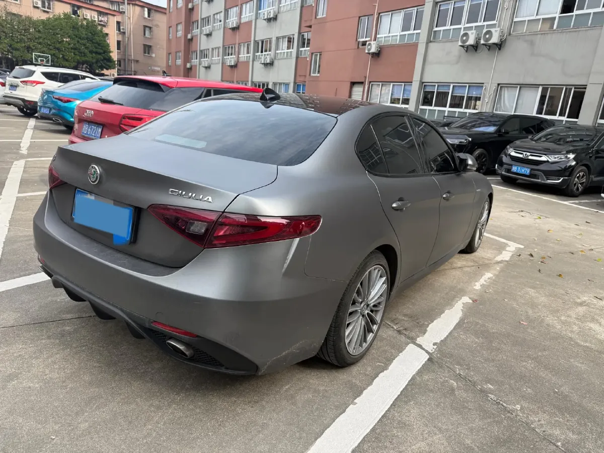 2017 Infiniti Q50 3.5L 320HP V6 7AT Hybrid,autocango,china used car exporter,china ev exporter,chinese used car exporter,chinese used ev exporter