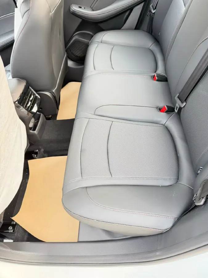 2026 Roewe i5 1.5L 129HP L4 CVT,autocango,china used car exporter,china ev exporter,chinese used car exporter,chinese used ev exporter