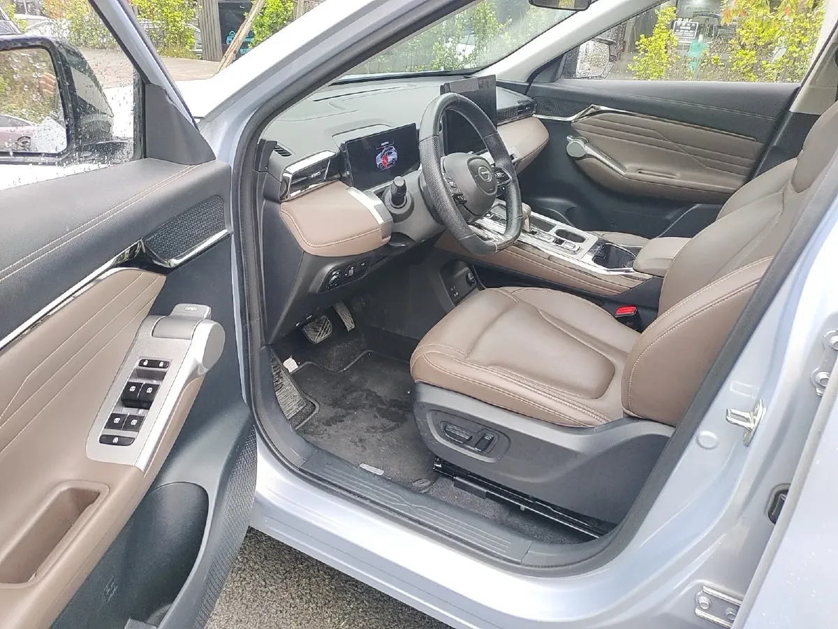 2024 GAC Trumpchi GS4 1.5T 177HP L4 7DCT,autocango,china used car exporter,china ev exporter,chinese used car exporter,chinese used ev exporter