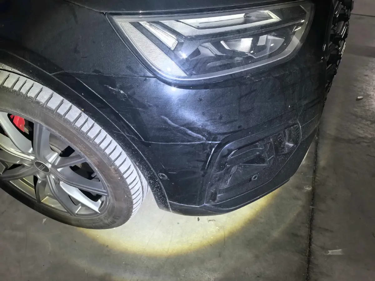 2024 Audi Q5L 2.0T 245HP L4 7DCT,autocango,china used car exporter,china ev exporter,chinese used car exporter,chinese used ev exporter