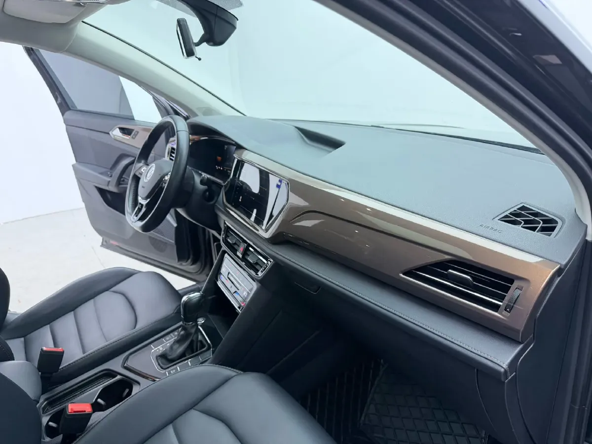 2022 Ford Transit 2.0T 202HP L4 6AT,autocango,china used car exporter,china ev exporter,chinese used car exporter,chinese used ev exporter