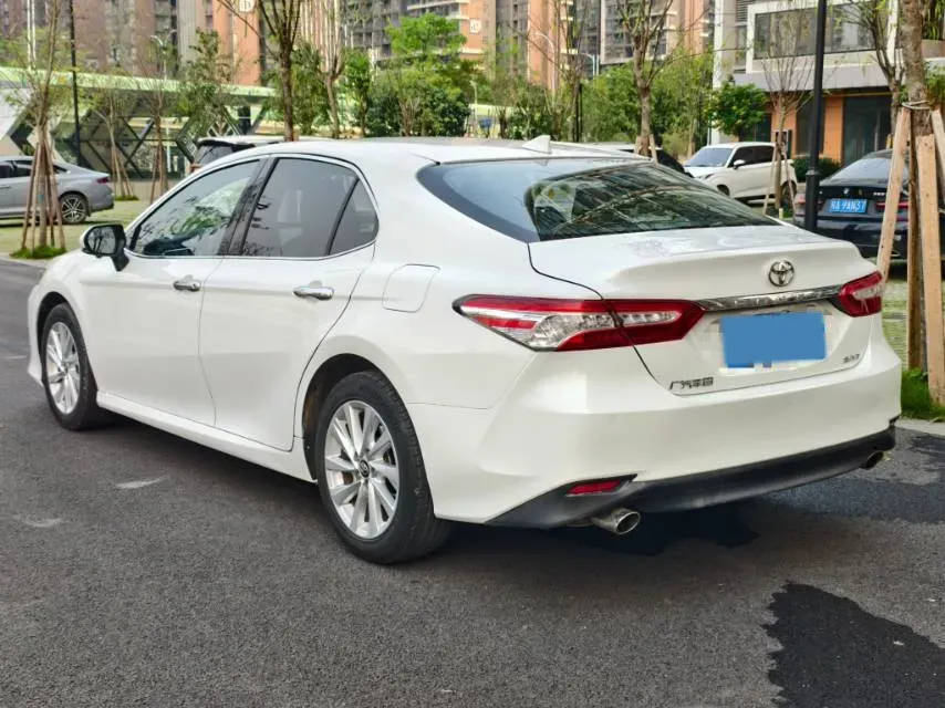 2021 Toyota Camry 2.0L 178HP L4 CVT,autocango,china used car exporter,china ev exporter,chinese used car exporter,chinese used ev exporter