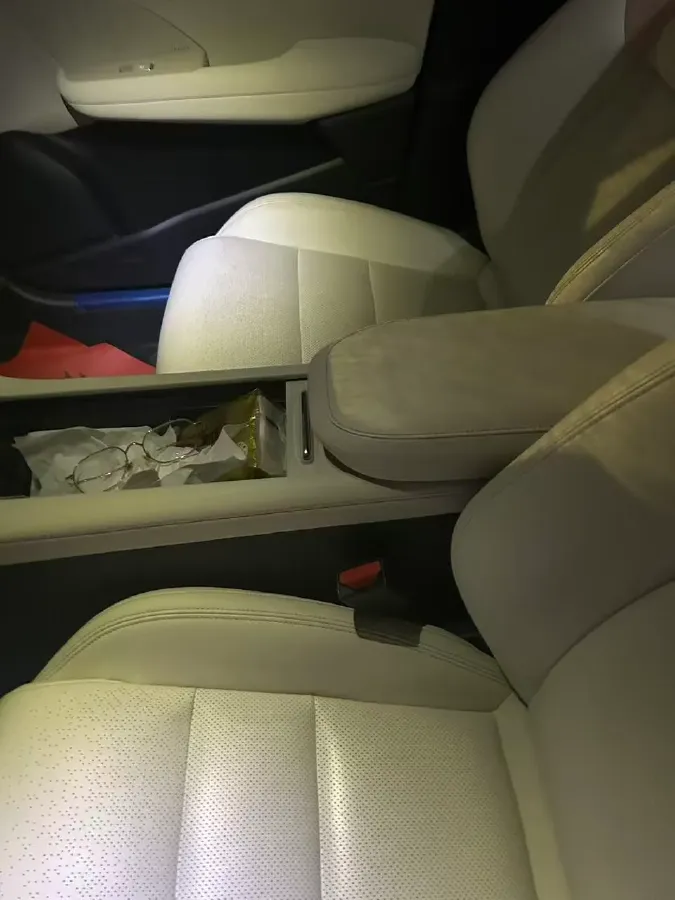 2025 LYNK&CO 06 1.5T 181HP L4 7DCT,autocango,china used car exporter,china ev exporter,chinese used car exporter,chinese used ev exporter