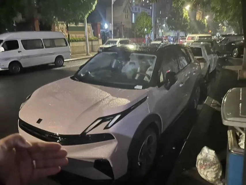 2025 LYNK&CO 06 1.5T 181HP L4 7DCT,autocango,china used car exporter,china ev exporter,chinese used car exporter,chinese used ev exporter