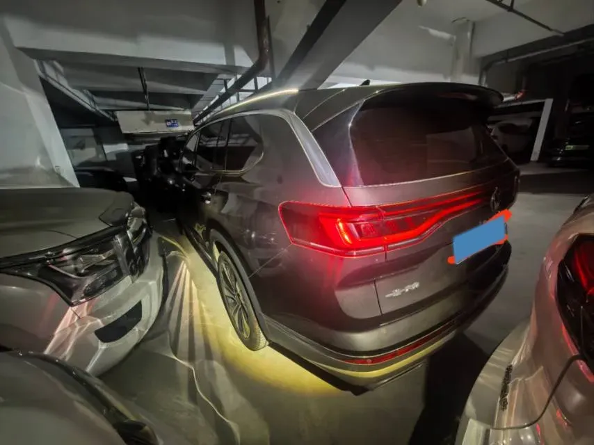 2024 Volkswagen Talagon 2.0T 220HP L4 7DCT,autocango,china used car exporter,china ev exporter,chinese used car exporter,chinese used ev exporter