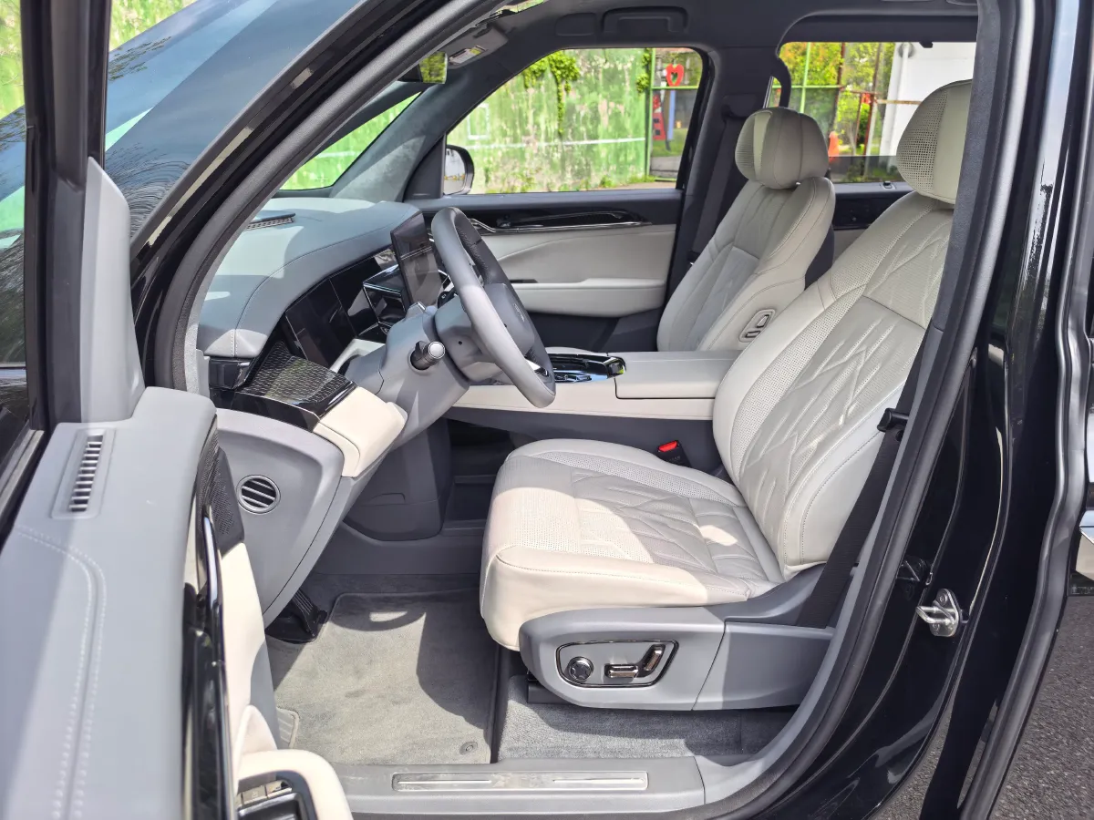 2024 Zeekr 009 BEV 108KWH,autocango,china used car exporter,china ev exporter,chinese used car exporter,chinese used ev exporter