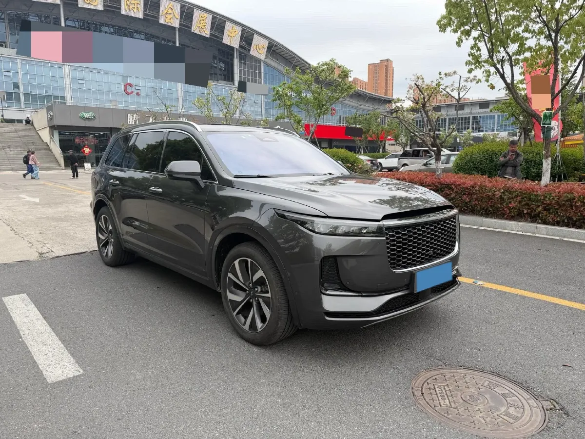 2021 Li ONE Range Extended 131HP REEV 40.5KWH,autocango,china used car exporter,china ev exporter,chinese used car exporter,chinese used ev exporter