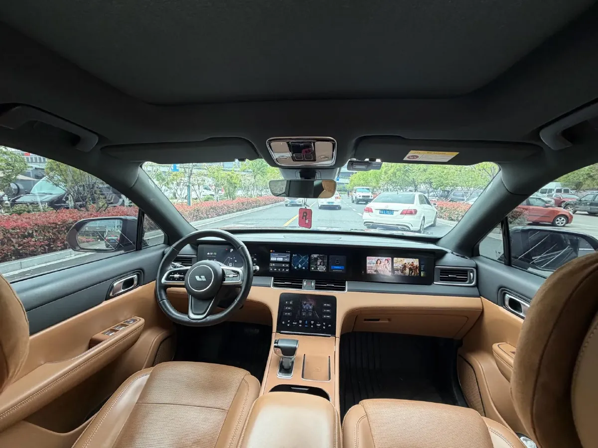 2021 Li ONE Range Extended 131HP REEV 40.5KWH,autocango,china used car exporter,china ev exporter,chinese used car exporter,chinese used ev exporter