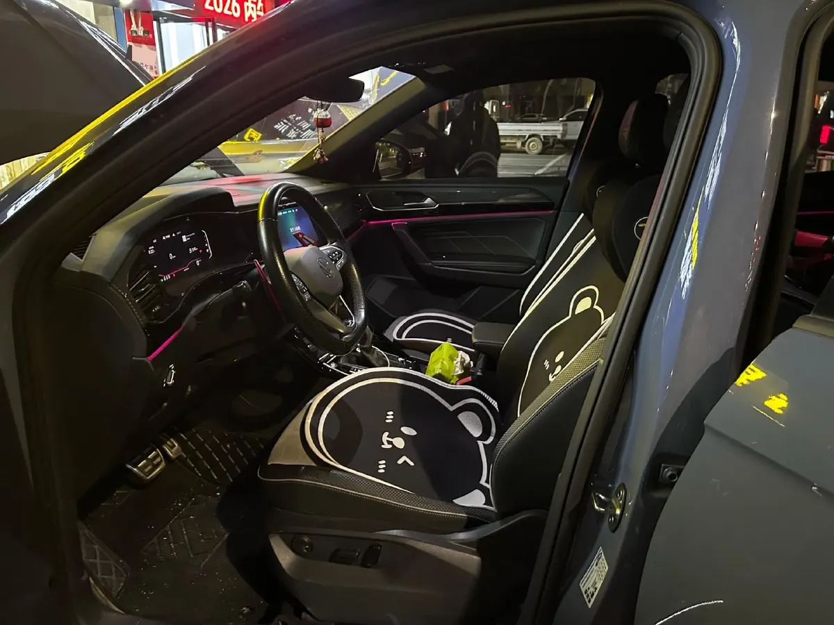 2020 Volkswagen Tayron X 2.0T 186HP L4 7DCT,autocango,china used car exporter,china ev exporter,chinese used car exporter,chinese used ev exporter