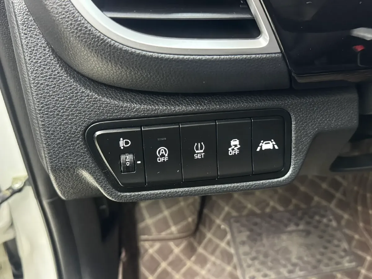 2021 Kia KX3 1.5L 115HP L4 CVT,autocango,china used car exporter,china ev exporter,chinese used car exporter,chinese used ev exporter