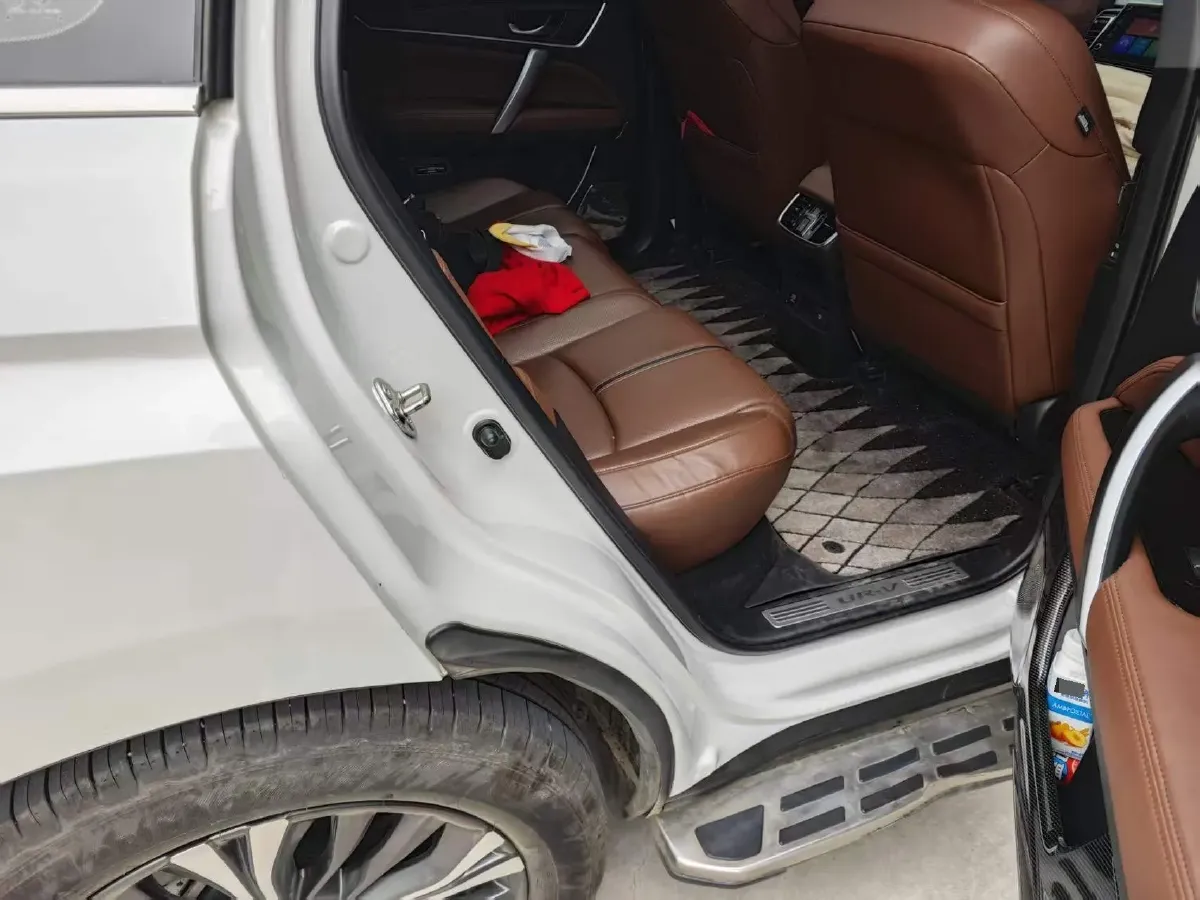 2020 Honda UR-V 2.0T 272HP L4 9AT,autocango,china used car exporter,china ev exporter,chinese used car exporter,chinese used ev exporter