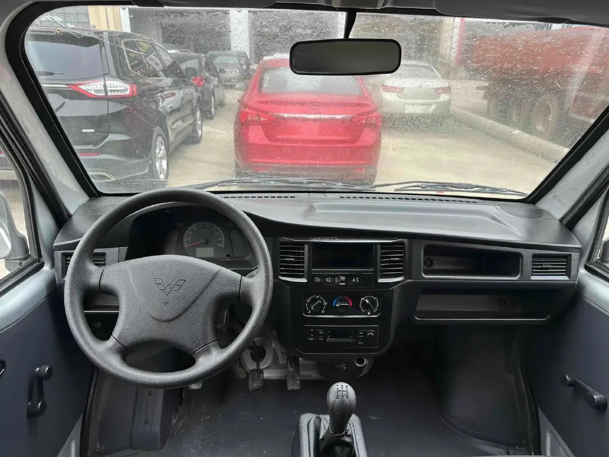 2019 WuLing ZhiGuang 1.2L 82HP L4 5MT,autocango,china used car exporter,china ev exporter,chinese used car exporter,chinese used ev exporter