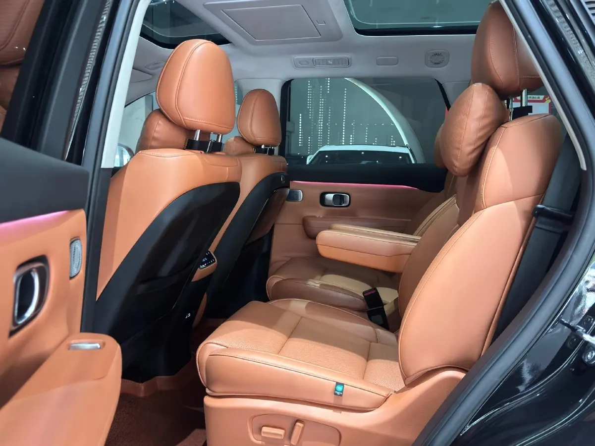 2024 Leapmotor C16 1.5L 95HP L4 REEV 28.4KWH,autocango,china used car exporter,china ev exporter,chinese used car exporter,chinese used ev exporter