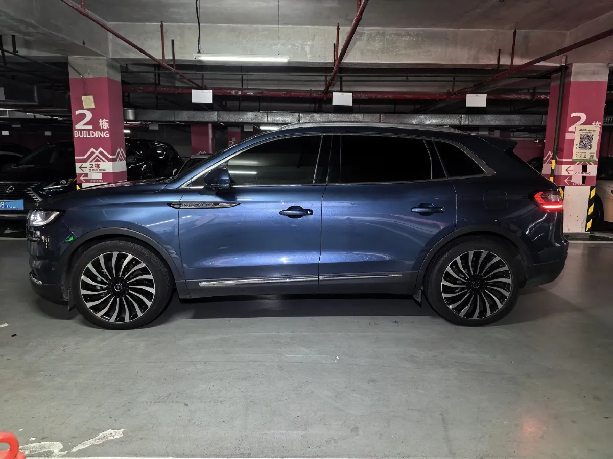 2021 Lincoln Nautilus 2.7T 322HP V6 8AT,autocango,china used car exporter,china ev exporter,chinese used car exporter,chinese used ev exporter