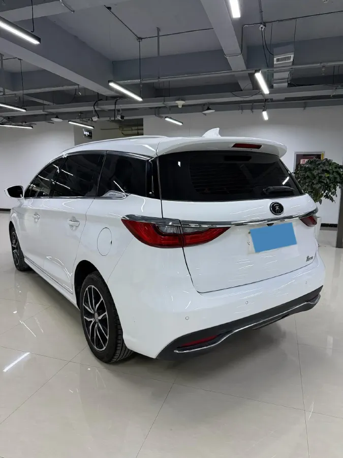 2017 BYD Song MAX 1.5T 154HP L4 6DCT,autocango,china used car exporter,china ev exporter,chinese used car exporter,chinese used ev exporter