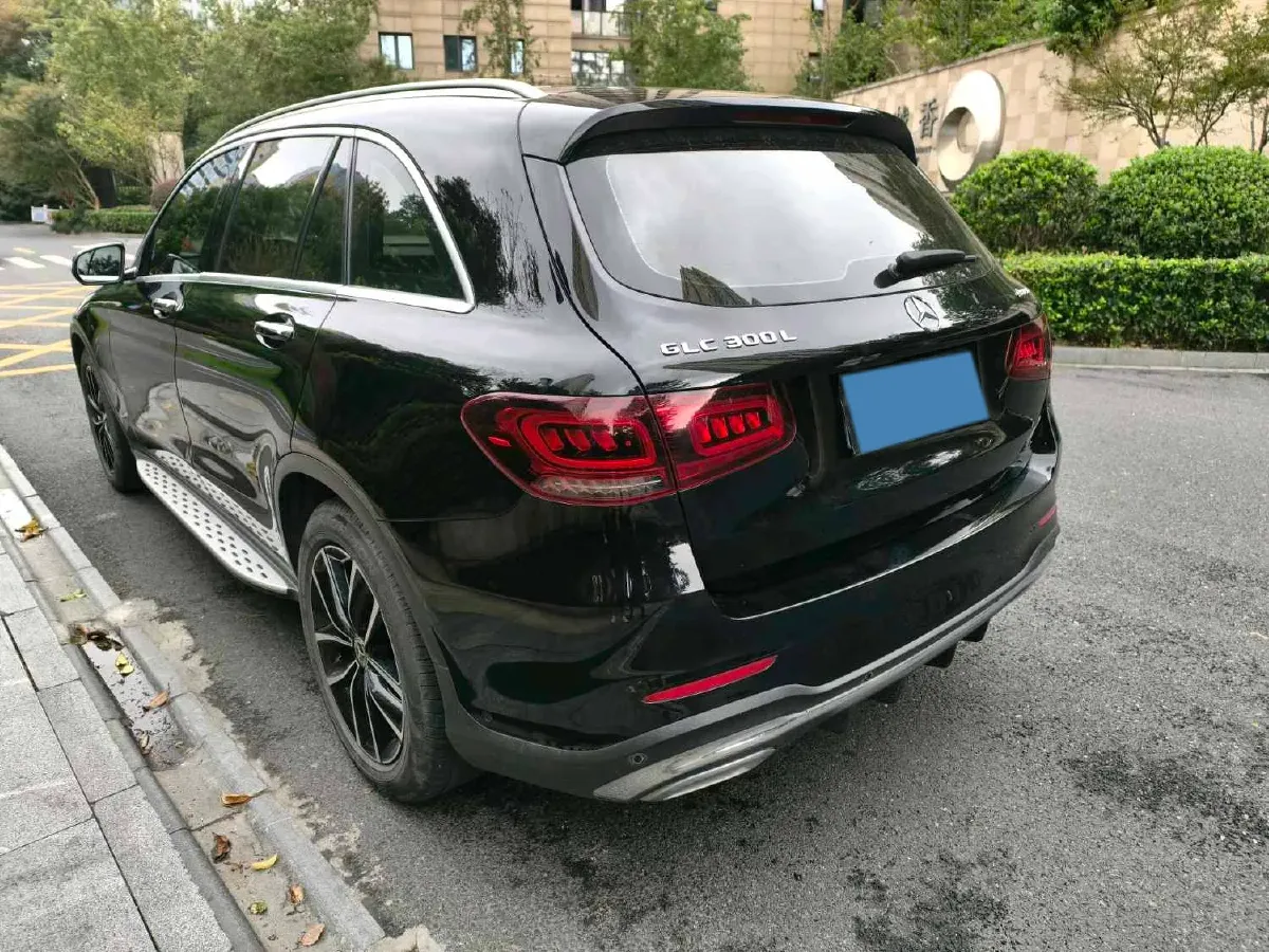 2021 Mercedes-Benz GLC Class 2.0T 258HP L4 9AT,autocango,china used car exporter,china ev exporter,chinese used car exporter,chinese used ev exporter