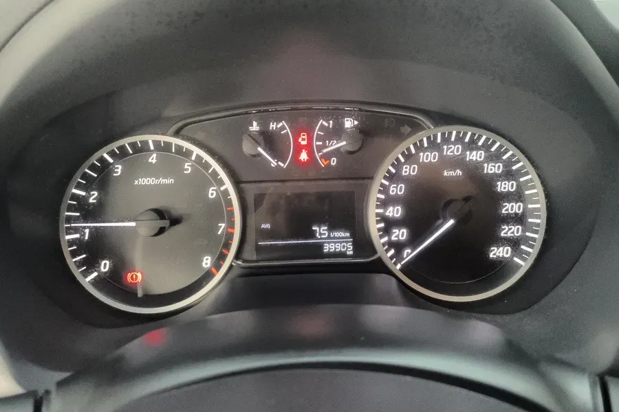 2022 Nissan Sylphy 1.6L 122HP L4 5MT,autocango,china used car exporter,china ev exporter,chinese used car exporter,chinese used ev exporter