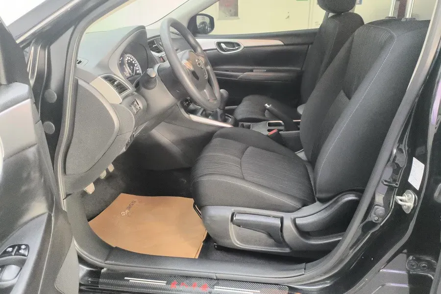 2022 Nissan Sylphy 1.6L 122HP L4 5MT,autocango,china used car exporter,china ev exporter,chinese used car exporter,chinese used ev exporter