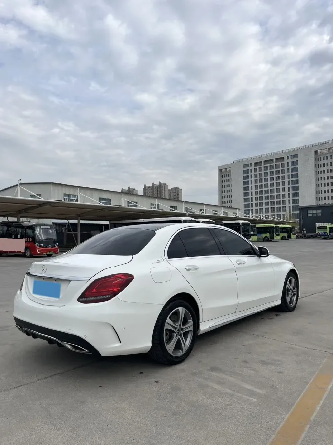 2020 Mercedes-Benz C Class 1.5T 184HP L4 9AT,autocango,china used car exporter,china ev exporter,chinese used car exporter,chinese used ev exporter