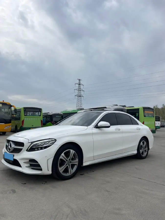 2020 Mercedes-Benz C Class 1.5T 184HP L4 9AT,autocango,china used car exporter,china ev exporter,chinese used car exporter,chinese used ev exporter