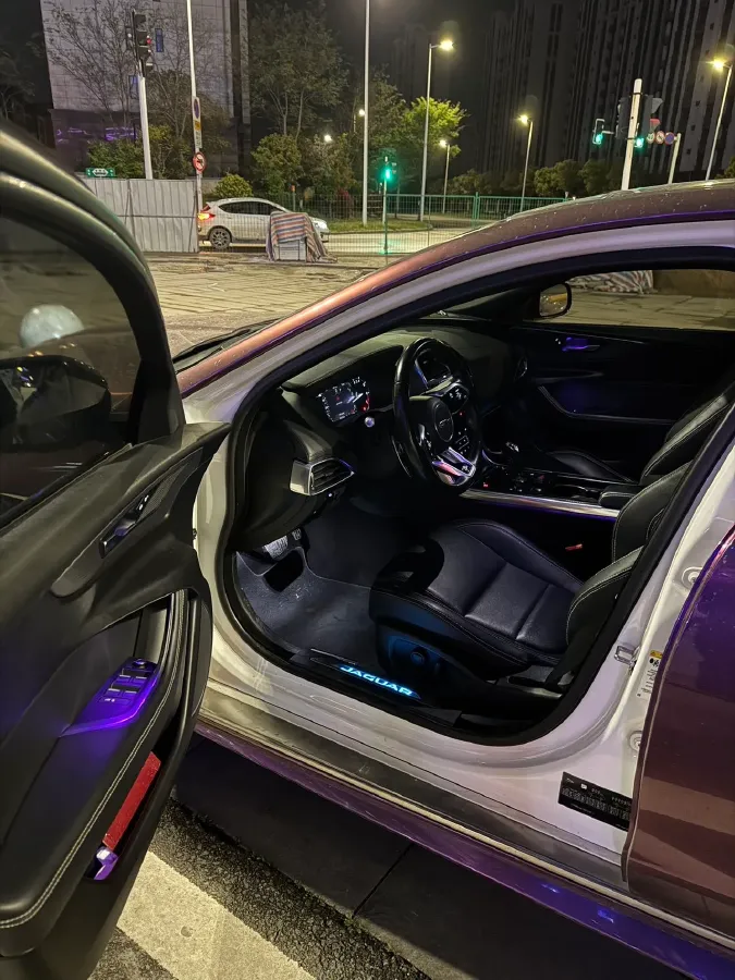 2020 Jaguar XEL 2.0T 200HP L4 8AT,autocango,china used car exporter,china ev exporter,chinese used car exporter,chinese used ev exporter