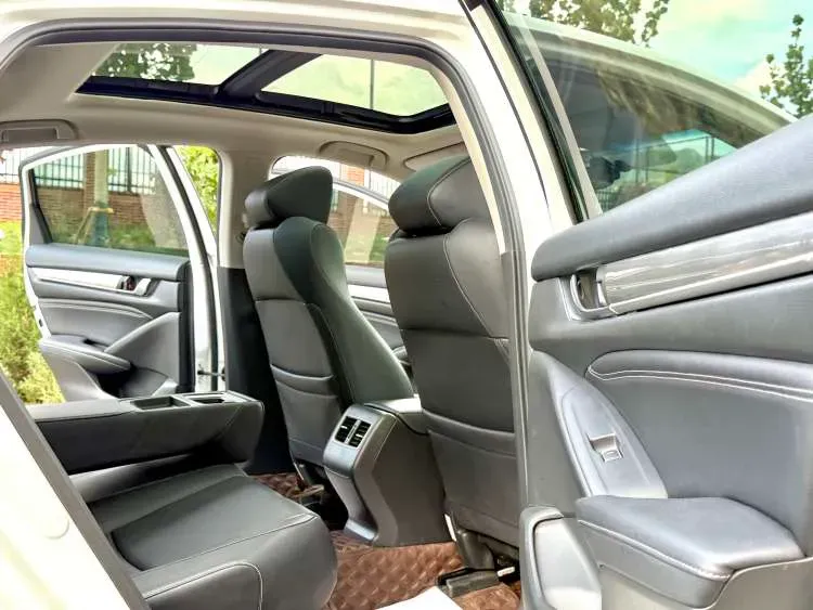 2019 Honda Inspire 1.5T 194HP L4 CVT,autocango,china used car exporter,china ev exporter,chinese used car exporter,chinese used ev exporter