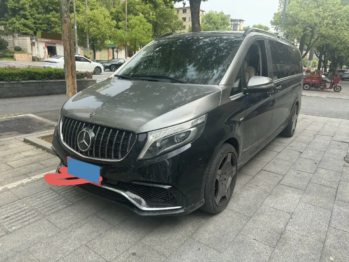 2020 Mercedes-Benz V Class 2.0T 211HP L4 9AT,autocango,china used car exporter,china ev exporter,chinese used car exporter,chinese used ev exporter