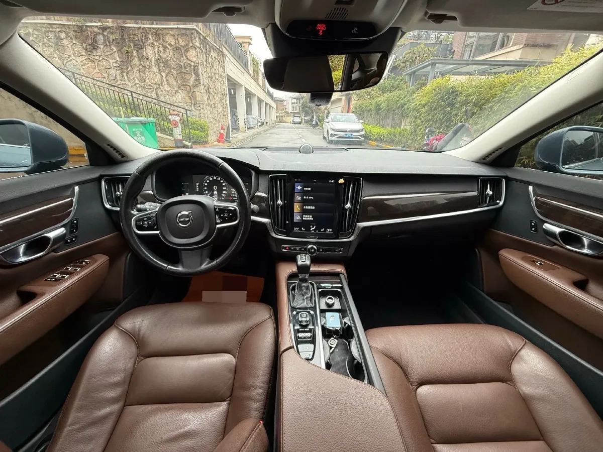 2018 Volvo S90 2.0T 254HP L4 8AT,autocango,china used car exporter,china ev exporter,chinese used car exporter,chinese used ev exporter