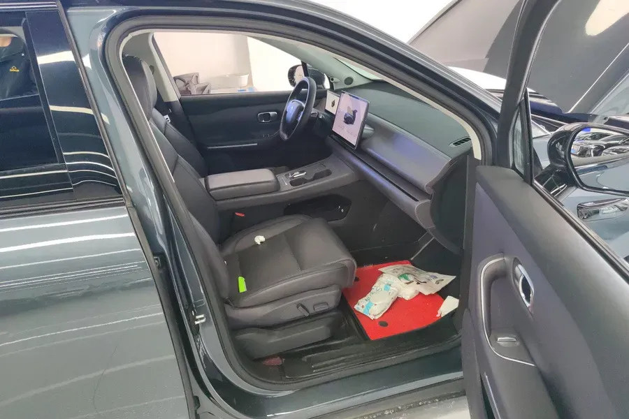 2024 Leapmotor C10 BEV 69.9KWH,autocango,china used car exporter,china ev exporter,chinese used car exporter,chinese used ev exporter