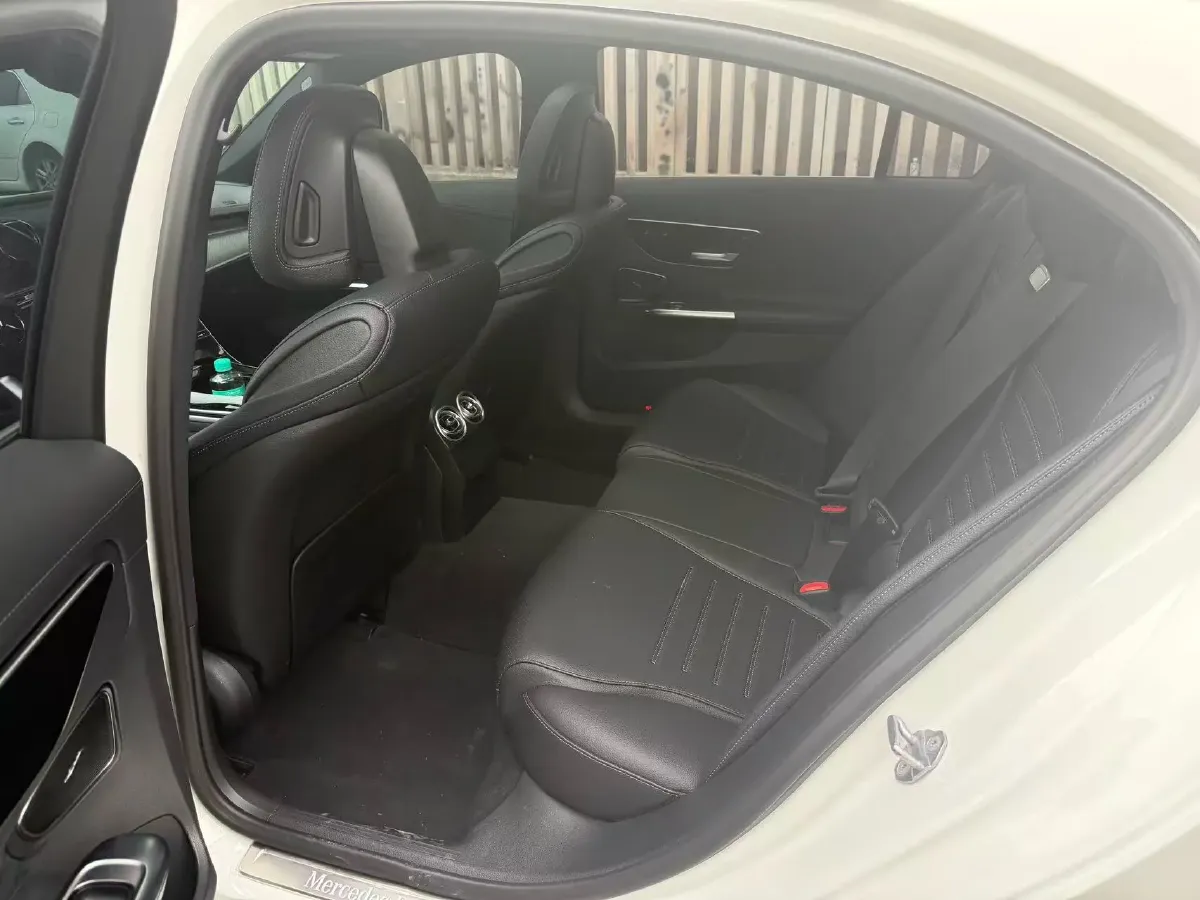 2022 Mercedes-Benz C Class 1.5T 204HP L4 9AT,autocango,china used car exporter,china ev exporter,chinese used car exporter,chinese used ev exporter