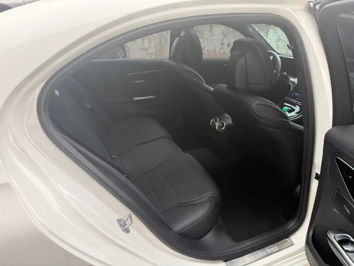 2022 Mercedes-Benz C Class 1.5T 204HP L4 9AT,autocango,china used car exporter,china ev exporter,chinese used car exporter,chinese used ev exporter