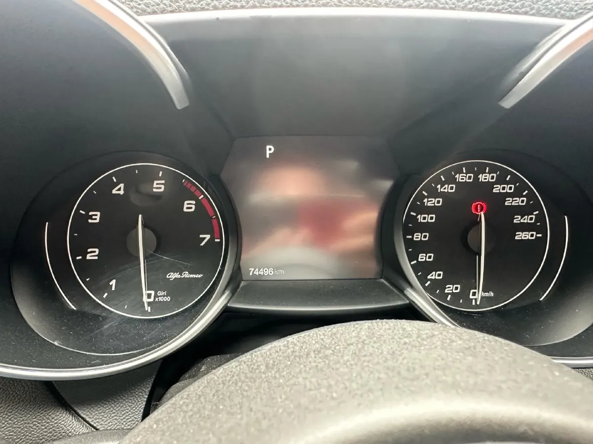 2017 Ford Mustang 2.3T 314HP L4 6AT,autocango,china used car exporter,china ev exporter,chinese used car exporter,chinese used ev exporter