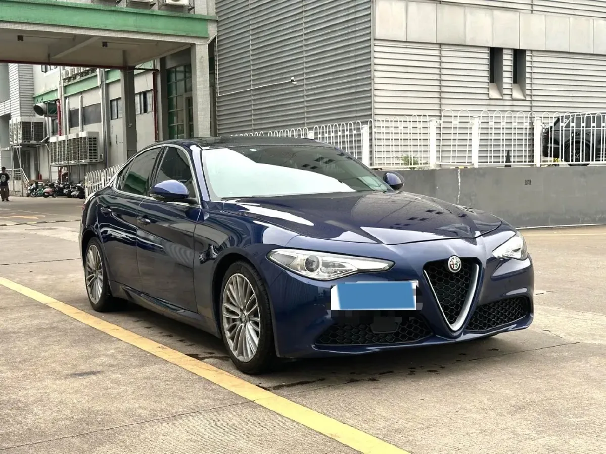 2017 Ford Mustang 2.3T 314HP L4 6AT,autocango,china used car exporter,china ev exporter,chinese used car exporter,chinese used ev exporter