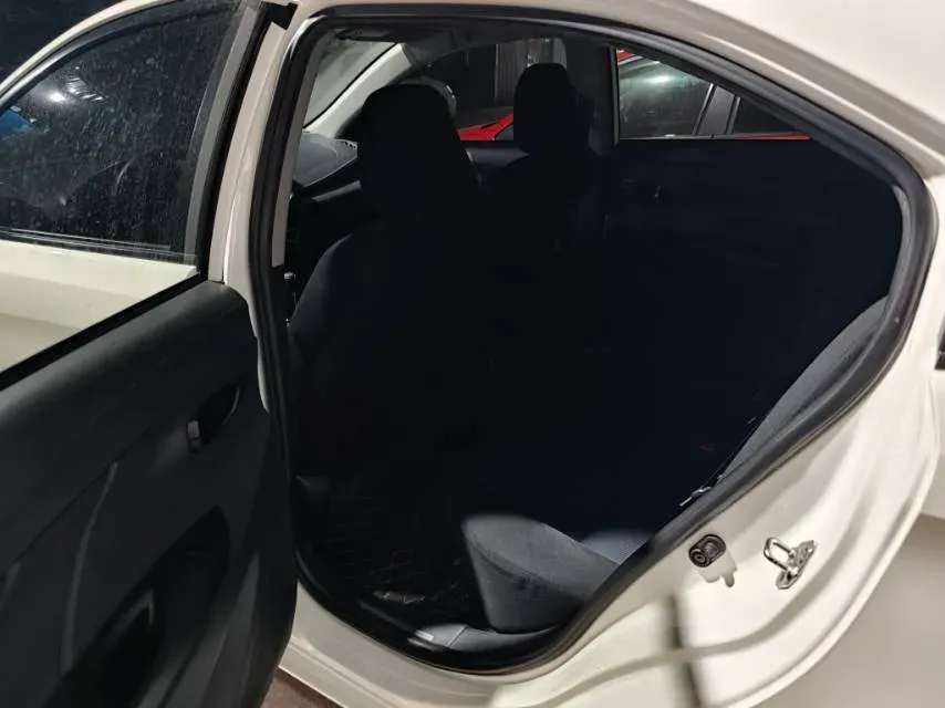 2021 Toyota Yaris L 1.5L 112HP L4 CVT,autocango,china used car exporter,china ev exporter,chinese used car exporter,chinese used ev exporter