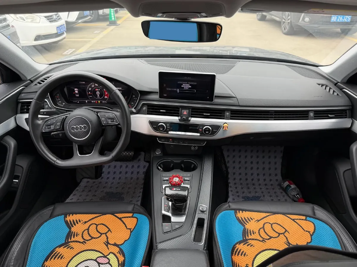 2019 Audi A4L 2.0T 190HP L4 7DCT,autocango,china used car exporter,china ev exporter,chinese used car exporter,chinese used ev exporter