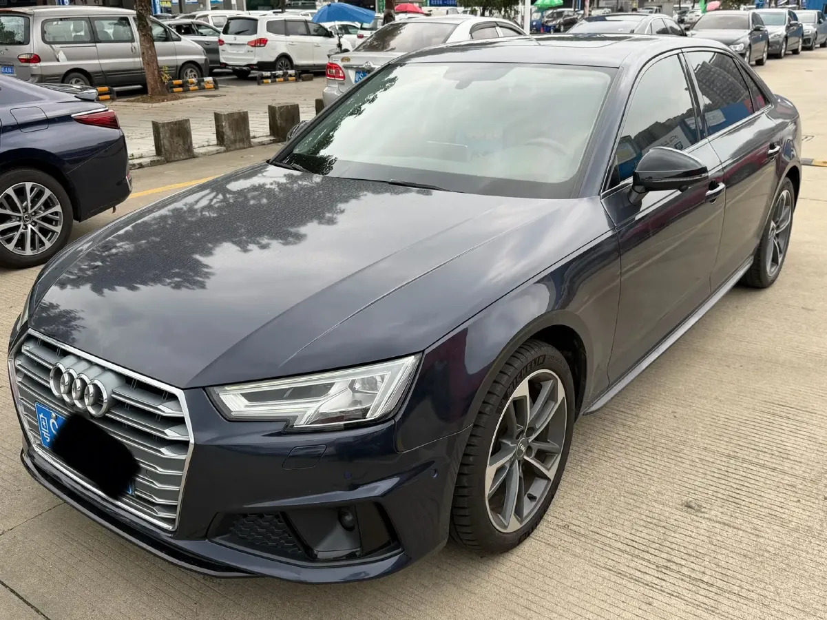 2019 Audi A4L 2.0T 190HP L4 7DCT,autocango,china used car exporter,china ev exporter,chinese used car exporter,chinese used ev exporter