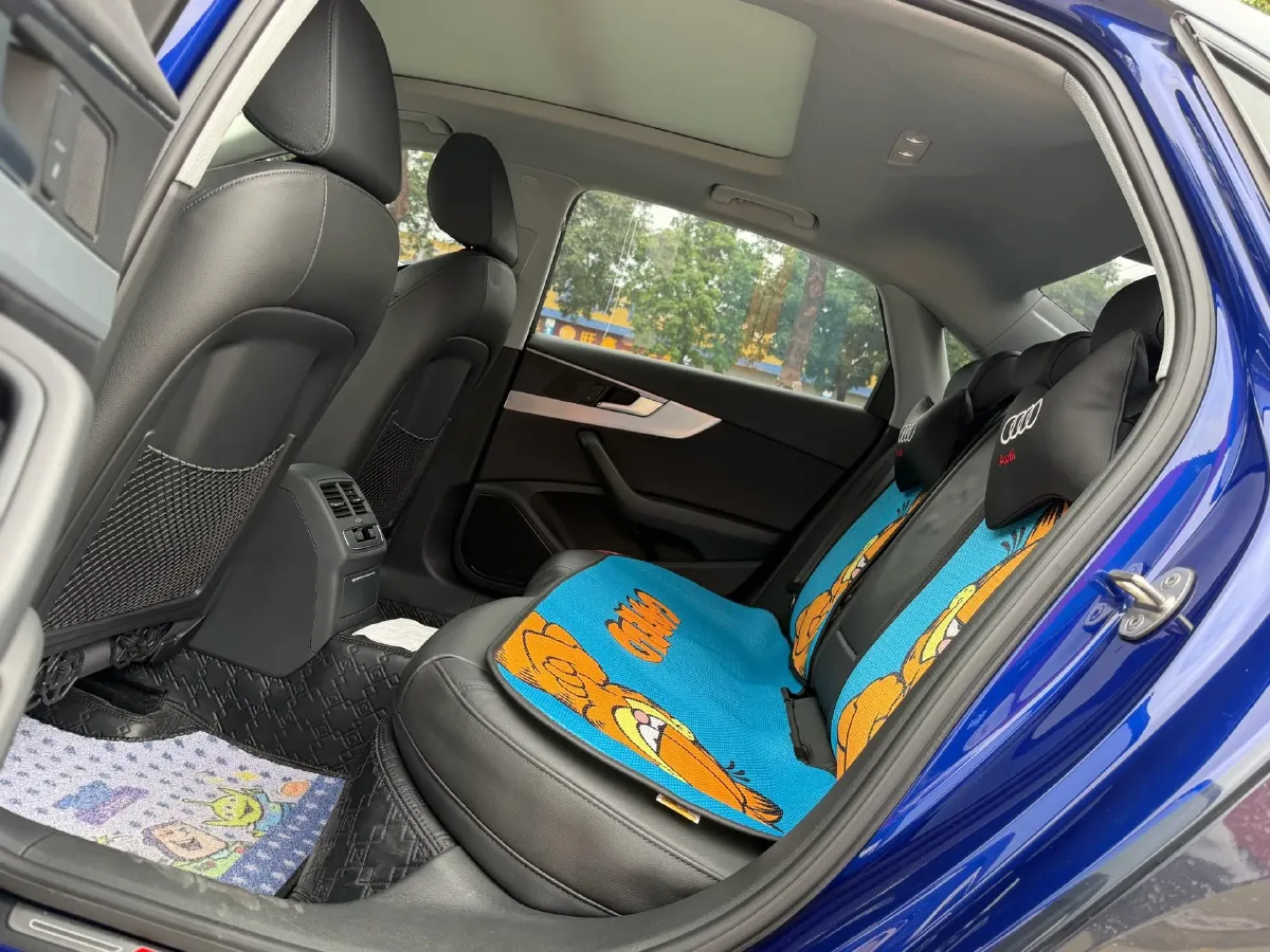 2019 Audi A4L 2.0T 190HP L4 7DCT,autocango,china used car exporter,china ev exporter,chinese used car exporter,chinese used ev exporter