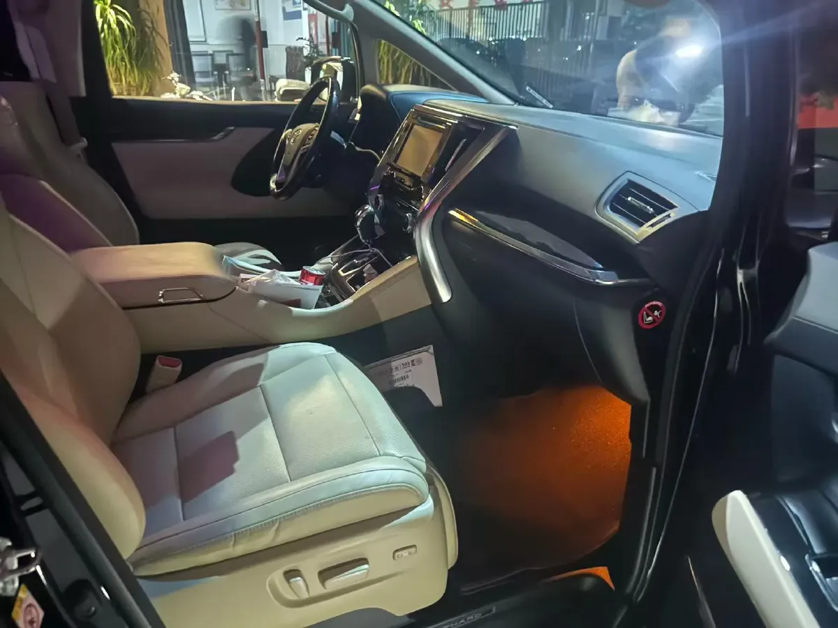 2018 Toyota Alphard 3.5L 275HP V6 6AT,autocango,china used car exporter,china ev exporter,chinese used car exporter,chinese used ev exporter