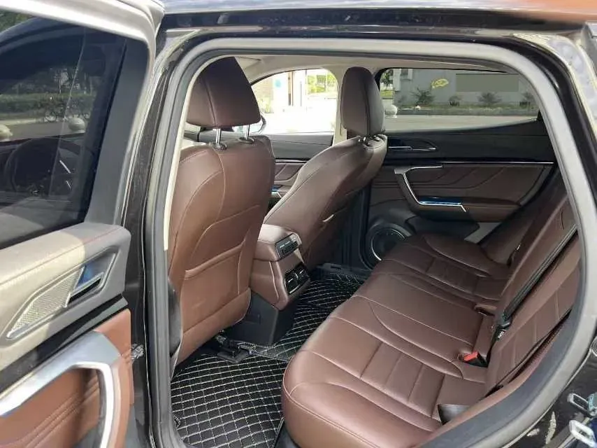 2017 WEY VV5 2.0T 197HP L4 7DCT,autocango,china used car exporter,china ev exporter,chinese used car exporter,chinese used ev exporter