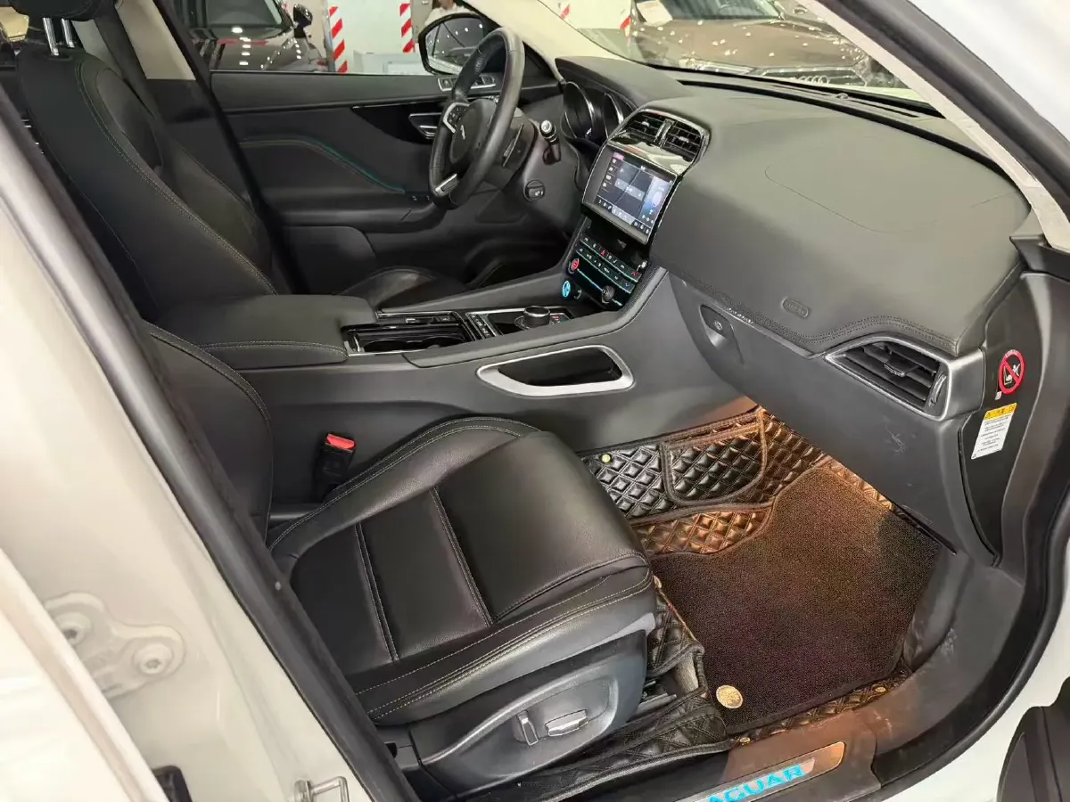 2019 Jaguar F-PACE 2.0T 250HP L4 8AT,autocango,china used car exporter,china ev exporter,chinese used car exporter,chinese used ev exporter