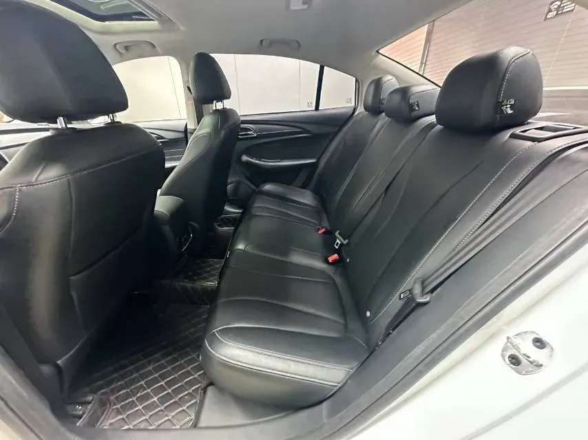 2019 Roewe i5 1.5L 120HP L4 CVT,autocango,china used car exporter,china ev exporter,chinese used car exporter,chinese used ev exporter