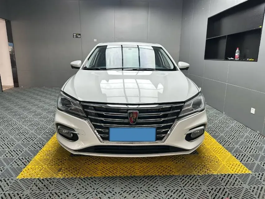 2019 Roewe i5 1.5L 120HP L4 CVT,autocango,china used car exporter,china ev exporter,chinese used car exporter,chinese used ev exporter