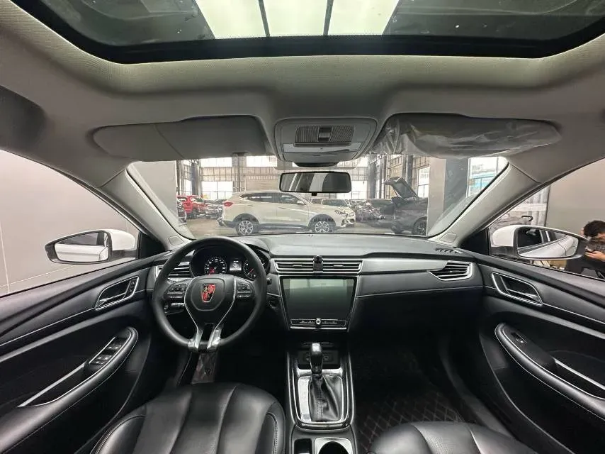 2019 Roewe i5 1.5L 120HP L4 CVT,autocango,china used car exporter,china ev exporter,chinese used car exporter,chinese used ev exporter